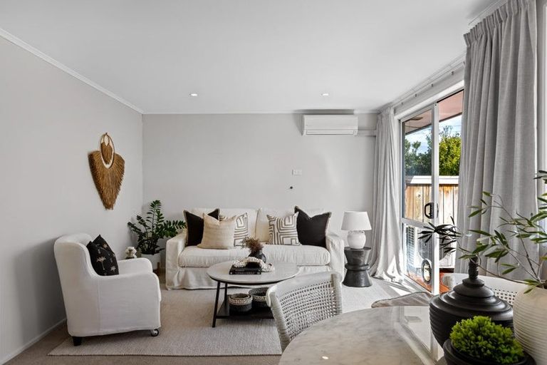 Photo of property in 2/59 Hatton Road, Orewa, 0931