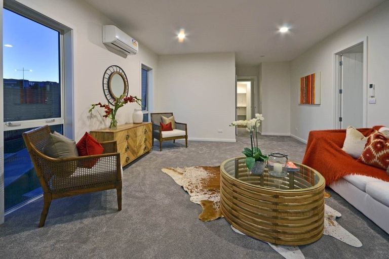 Photo of property in 11 Bearing Parade, Long Bay, Auckland, 0630