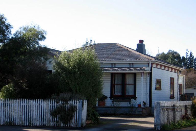 Photo of property in 120 Lincoln Road, Masterton, 5810
