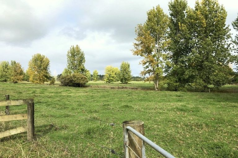 Photo of property in 4 Ngahuhu Road, Pakaraka, Moerewa, 0472