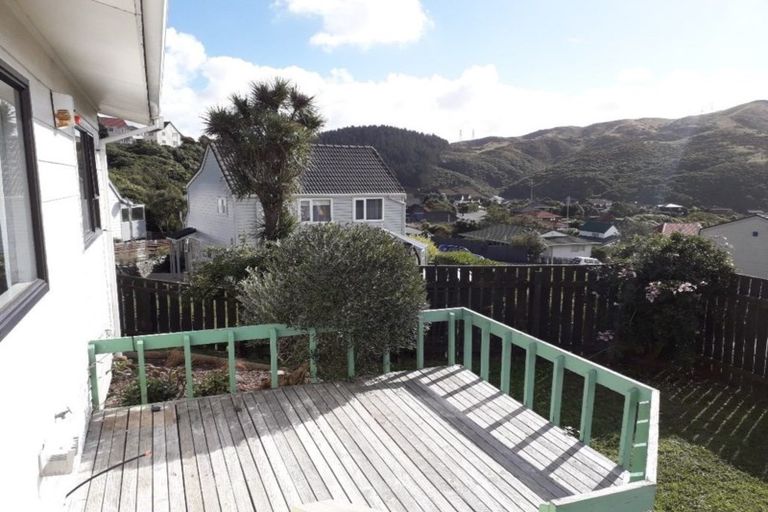 Photo of property in 2 Alister Way, Churton Park, Wellington, 6037