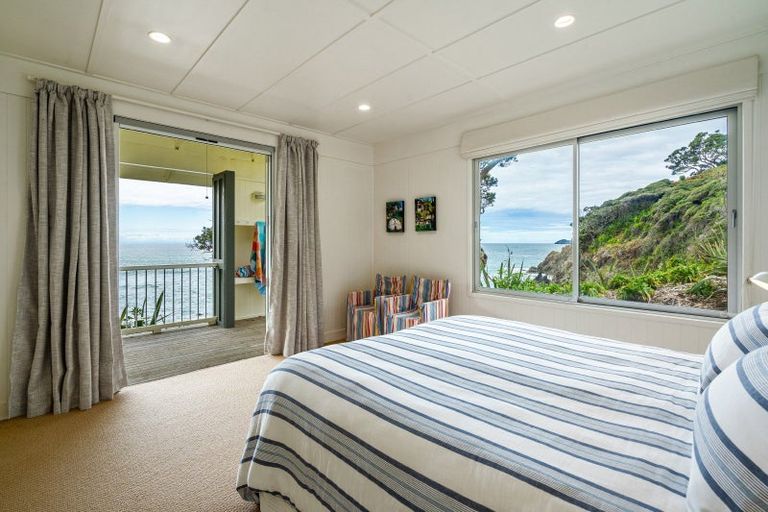 Photo of property in 350 Mcauslin Road, Whananaki, Hikurangi, 0181
