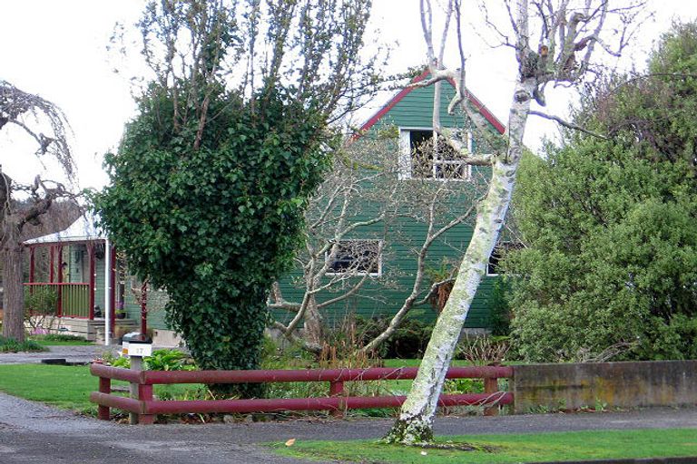 Photo of property in 17 Roberts Road, Lansdowne, Masterton, 5810