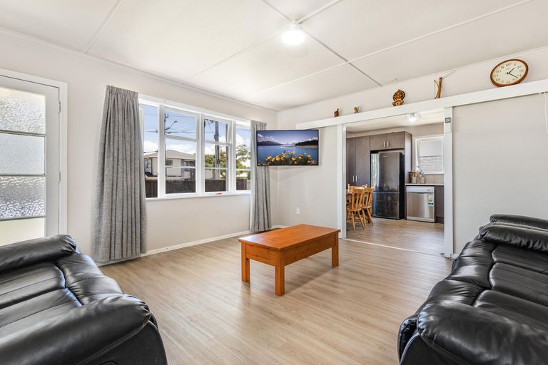 Photo of property in 1/7 Cambridge Road, Manurewa, Auckland, 2102