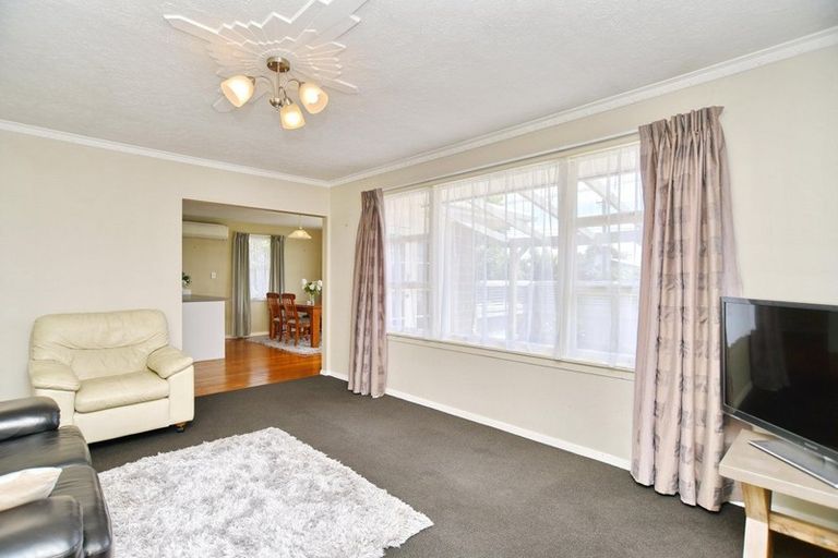 Photo of property in 60 Wingate Street, Redwood, Christchurch, 8051