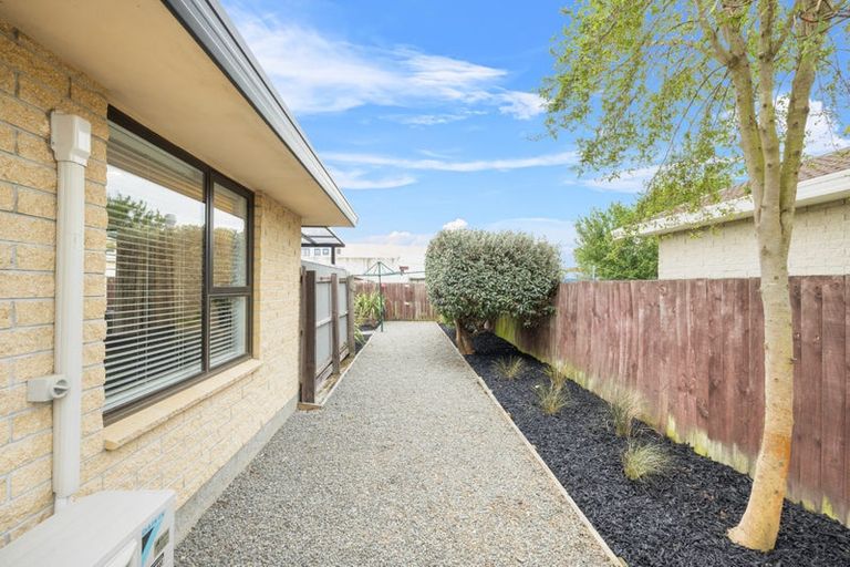 Photo of property in 7 Mchaffies Place, Wainoni, Christchurch, 8061