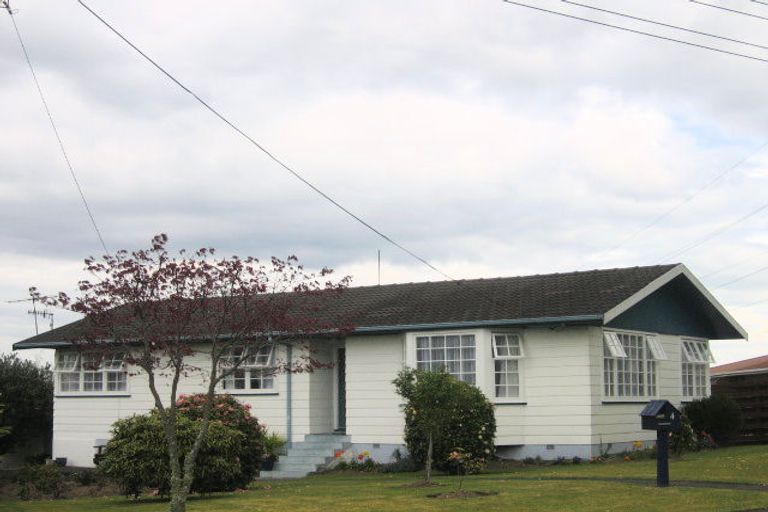 Photo of property in 4 Teal Place, Selwyn Heights, Rotorua, 3015