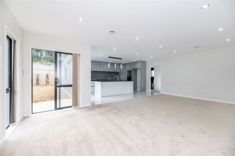 Photo of property in 42 Westmuir Crescent, Pokeno, 2402