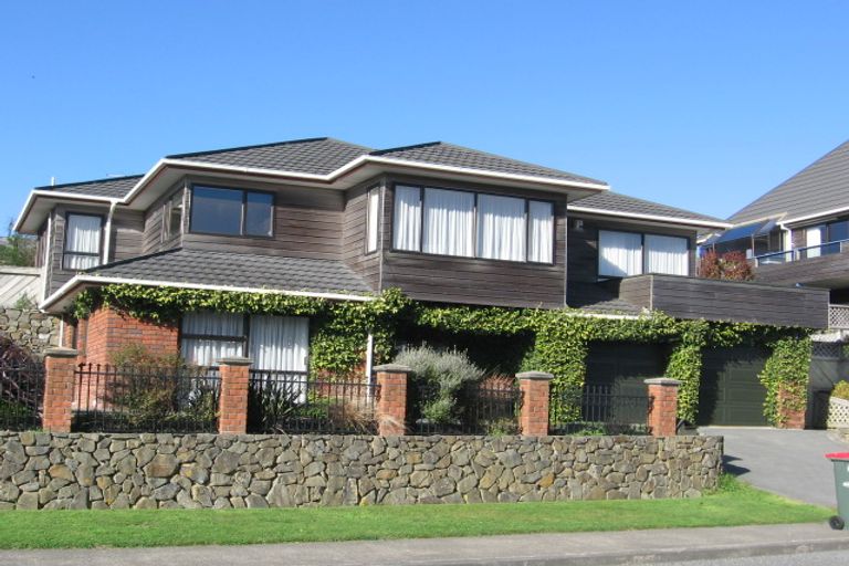 Photo of property in 46 Lakewood Avenue, Churton Park, Wellington, 6037