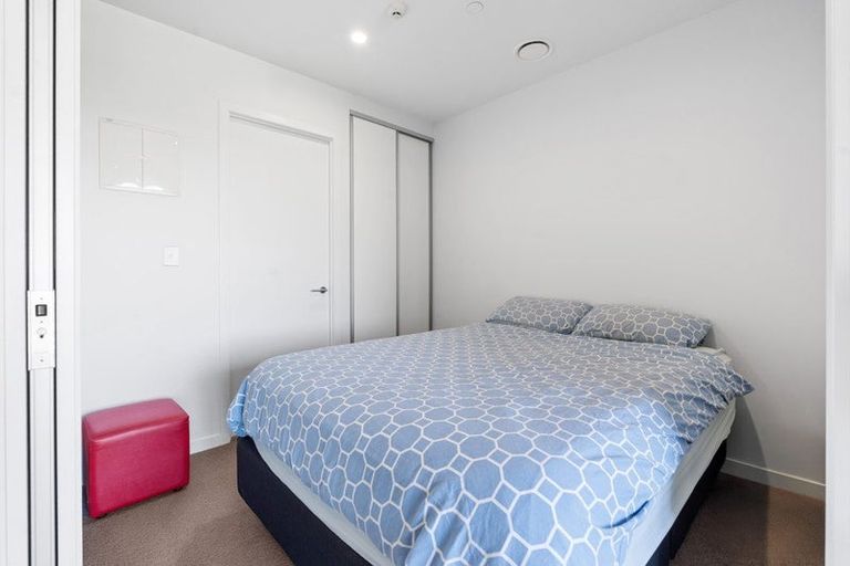 Photo of property in Frank Sargeson Apts, 207/74 Anzac Street, Takapuna, Auckland, 0622