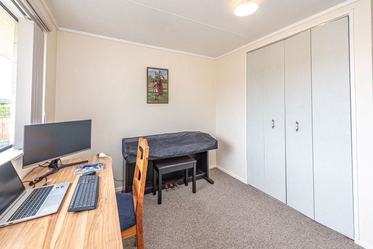 Photo of property in 2 Hampton Place, Springvale, Whanganui, 4501