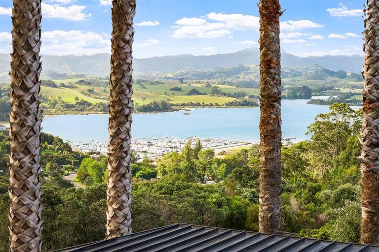 Photo of property in 5 Kotare Place, Sandspit, Warkworth, 0982