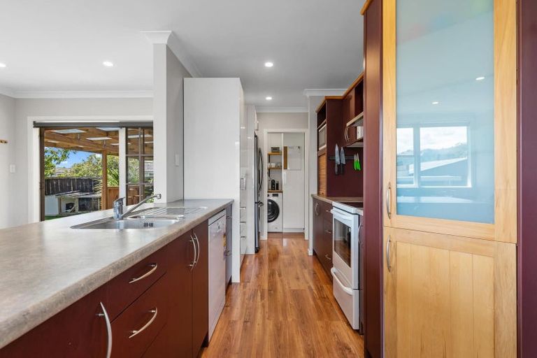 Photo of property in 49 Konene Street, Utuhina, Rotorua, 3015