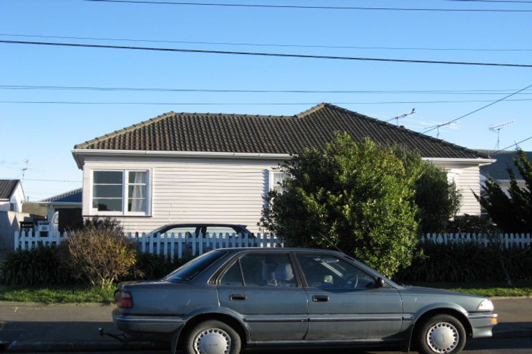 Photo of property in 63 Kemp Street, Kilbirnie, Wellington, 6022