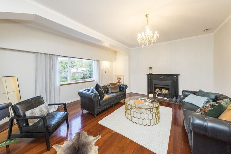 Photo of property in 9 Jickell Street, Hokowhitu, Palmerston North, 4410