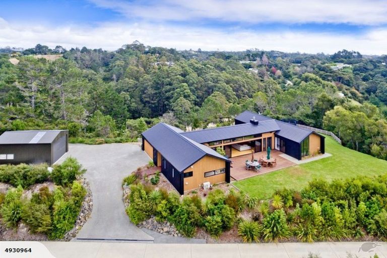 Photo of property in 1237 East Coast Road, Redvale, Albany, 0794