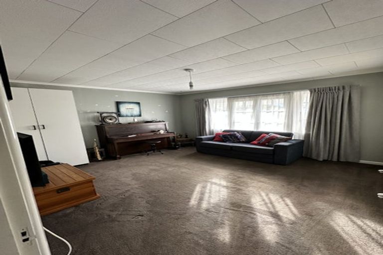 Photo of property in 52 Bristol Street, St Albans, Christchurch, 8014