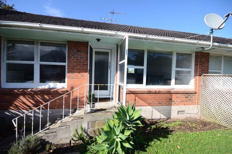 Photo of property in 4/13 Creamer Avenue, Belmont, Auckland, 0622