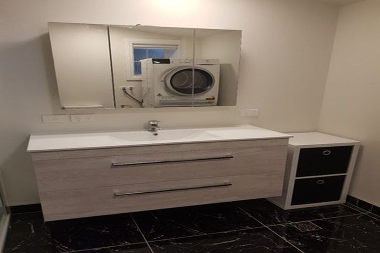 Photo of property in 2 Telford Terrace, Oriental Bay, Wellington, 6011