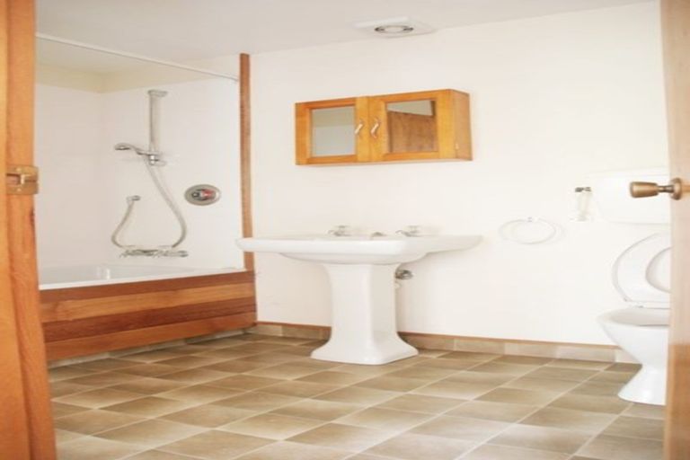 Photo of property in 728 Peninsula Road, Kelvin Heights, Queenstown, 9300