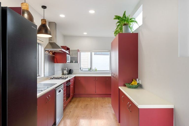 Photo of property in 121a Wexford Road, Miramar, Wellington, 6022