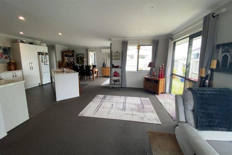 Photo of property in 9 Cupples Street, Papamoa Beach, Papamoa, 3118