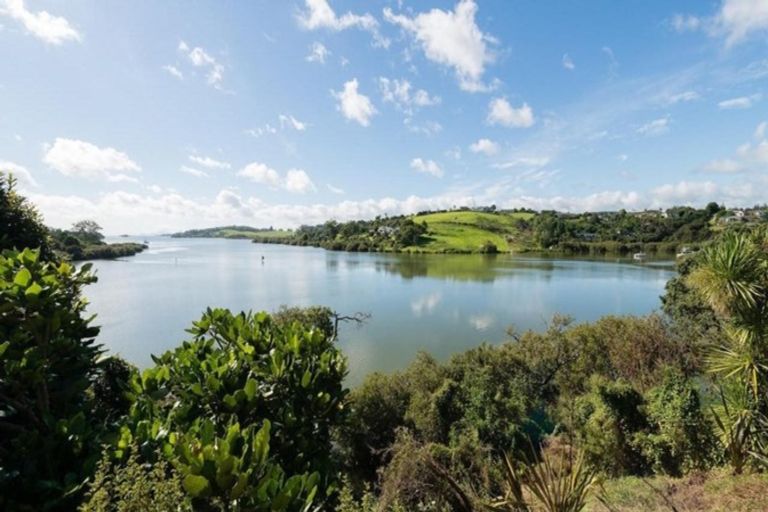 Photo of property in 86 Riverview Road, Kerikeri, 0230