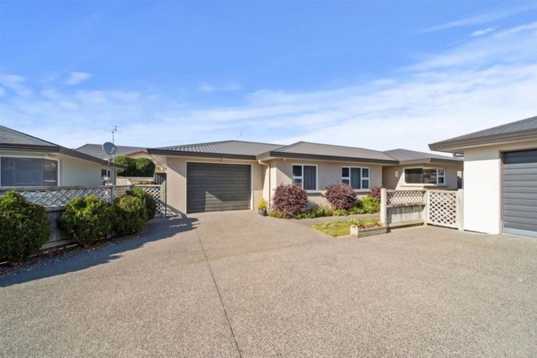 Photo of property in 33b Argyle Street, Hawera, 4610