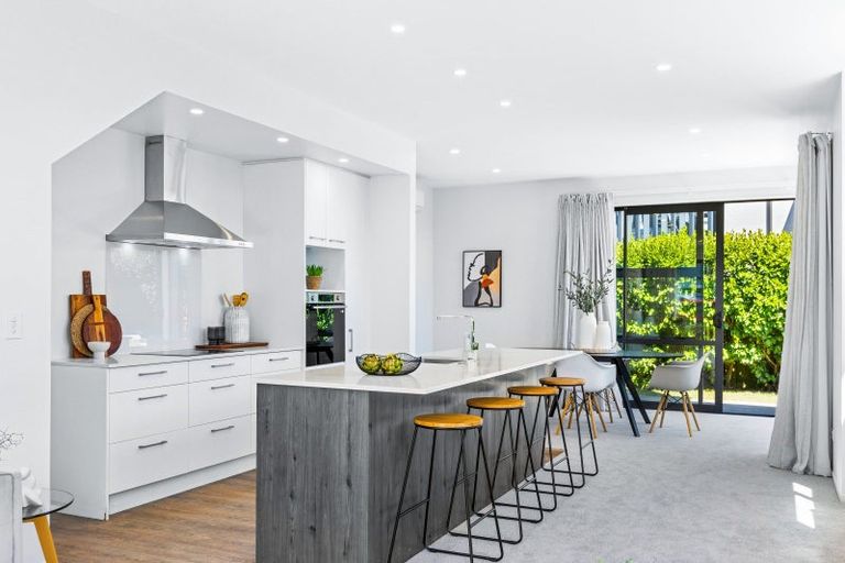 Photo of property in 35 Carder Court, Hobsonville, Auckland, 0618