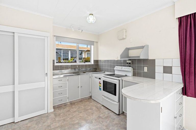 Photo of property in 3 Tawa Street, Levin, 5510
