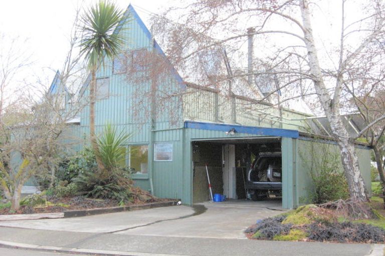 Photo of property in 15 Sutherland Street, Te Anau, 9600