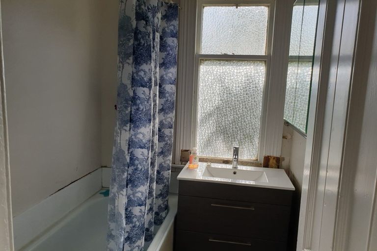 Photo of property in 48 Hurndall Street East, Maungaturoto, 0520