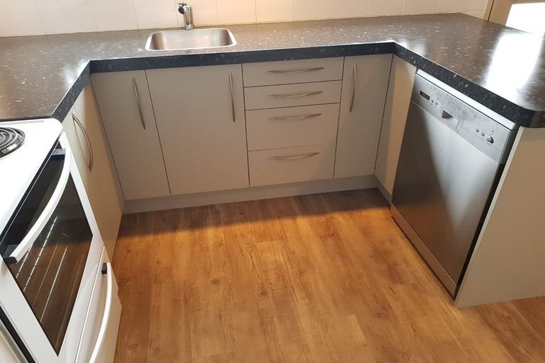 Photo of property in 28b East Belt, Rangiora, 7400