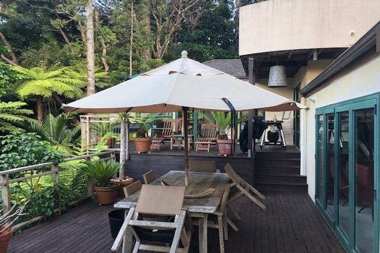 Photo of property in 107 Hadfield Street, Beach Haven, Auckland, 0626