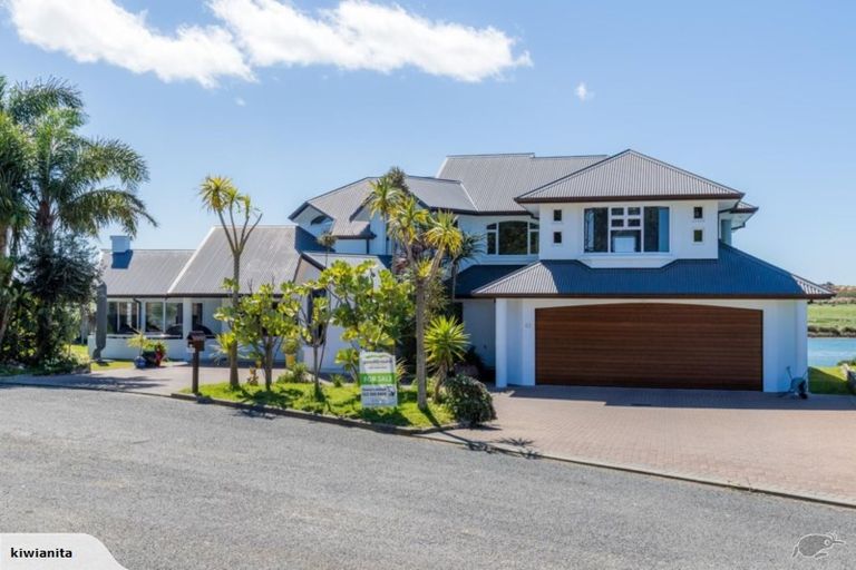 Photo of property in 22 Riverview Place, Waipu, 0582