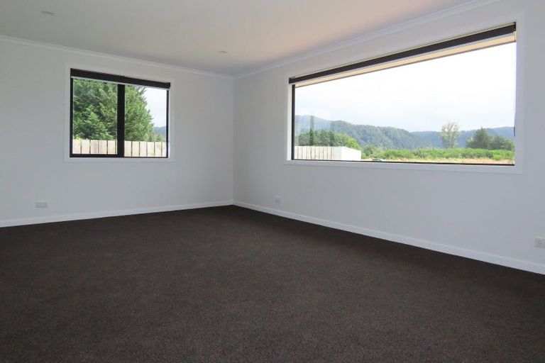 Photo of property in 5 Wicken Place, Reefton, 7830