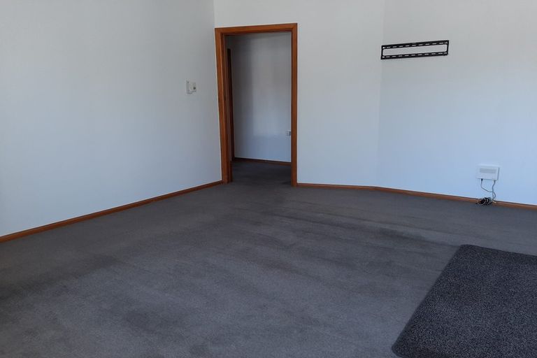Photo of property in 4/66 Office Road, Merivale, Christchurch, 8014