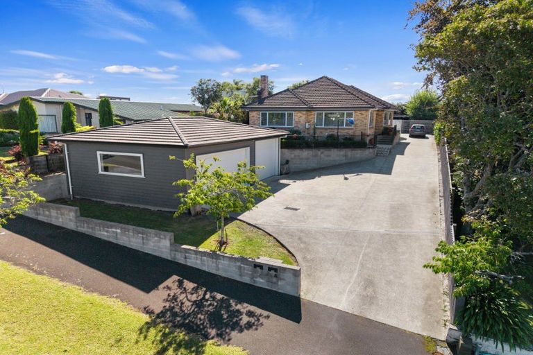 Photo of property in 34 Hinton Avenue, Forest Lake, Hamilton, 3200