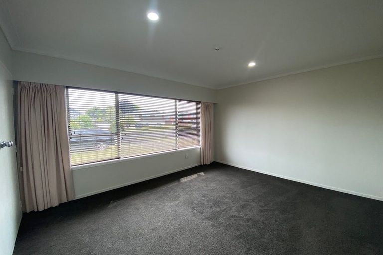 Photo of property in 11 Bexley Place, Pahurehure, Papakura, 2113