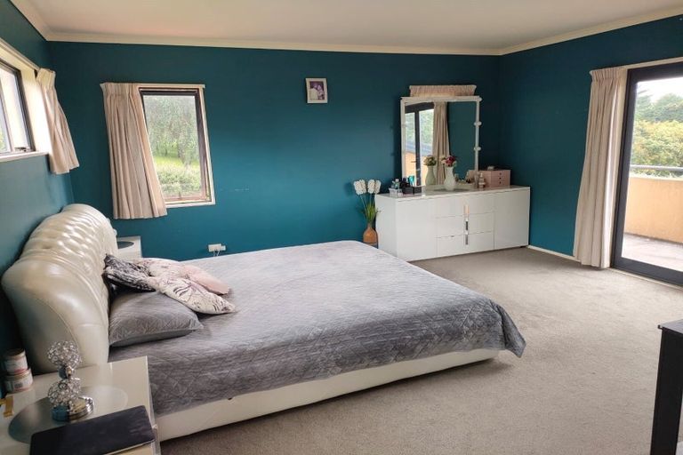 Photo of property in 6 Woodland Road, Johnsonville, Wellington, 6037