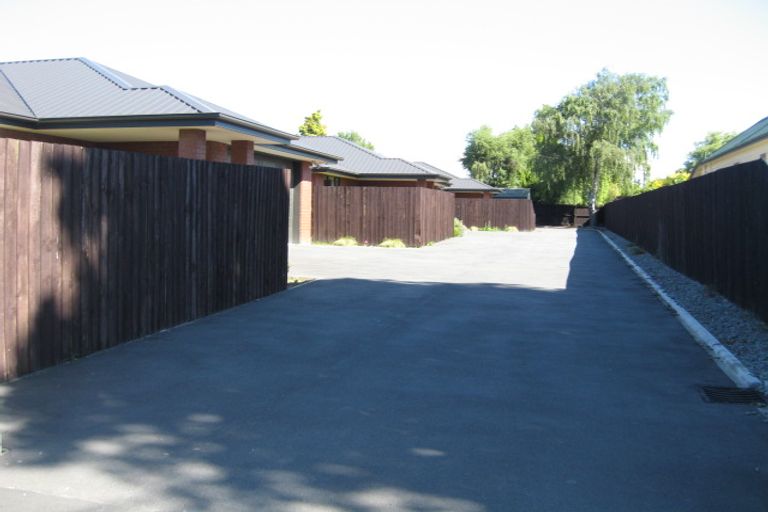 Photo of property in 32b New Brighton Road, Shirley, Christchurch, 8061