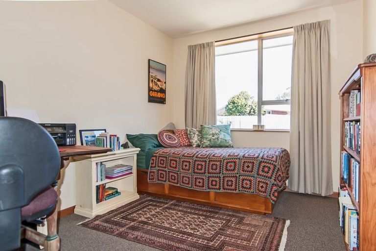 Photo of property in 9 Ketton Place, St Albans, Christchurch, 8052