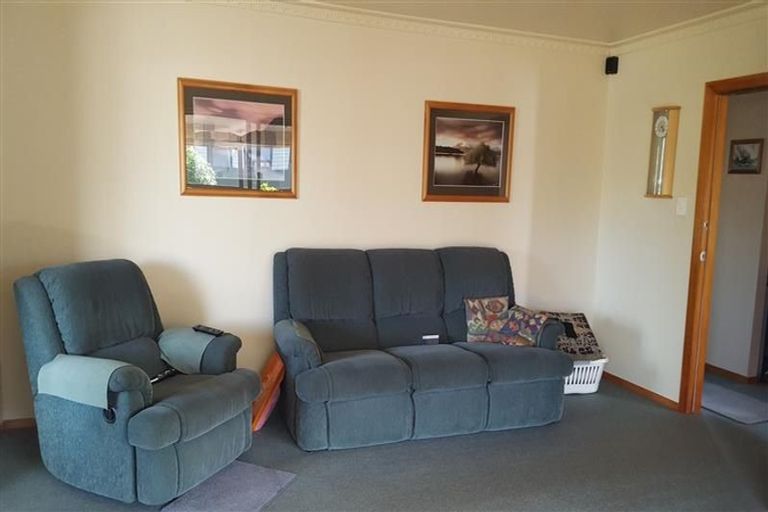 Photo of property in 32 Cardinal Drive, Hillmorton, Christchurch, 8025