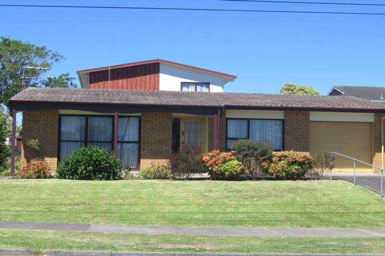 Photo of property in 2/16 Stanley Avenue, Milford, Auckland, 0620