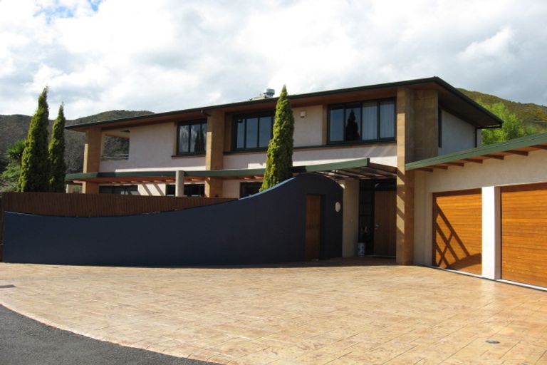 Photo of property in 41 Rossiter Avenue, Waterloo, Lower Hutt, 5011