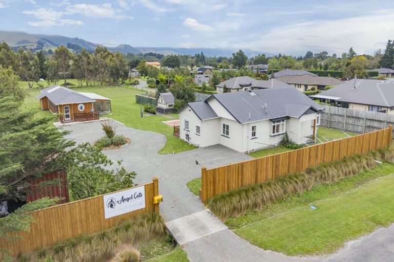 Photo of property in 52 Church Street, Oxford, 7430