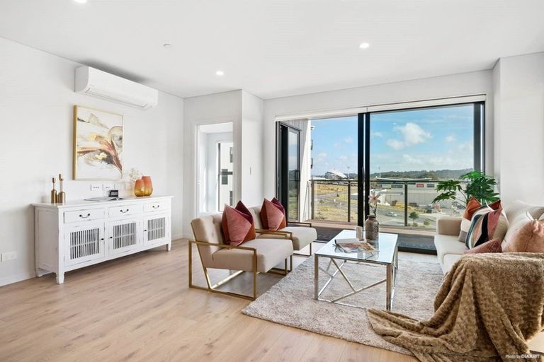 Photo of property in 316/3 Kaipiho Lane, Albany, Auckland, 0632