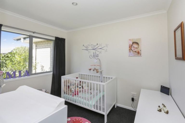 Photo of property in 14 Wentworth Lane, Waiwhakaiho, New Plymouth, 4312