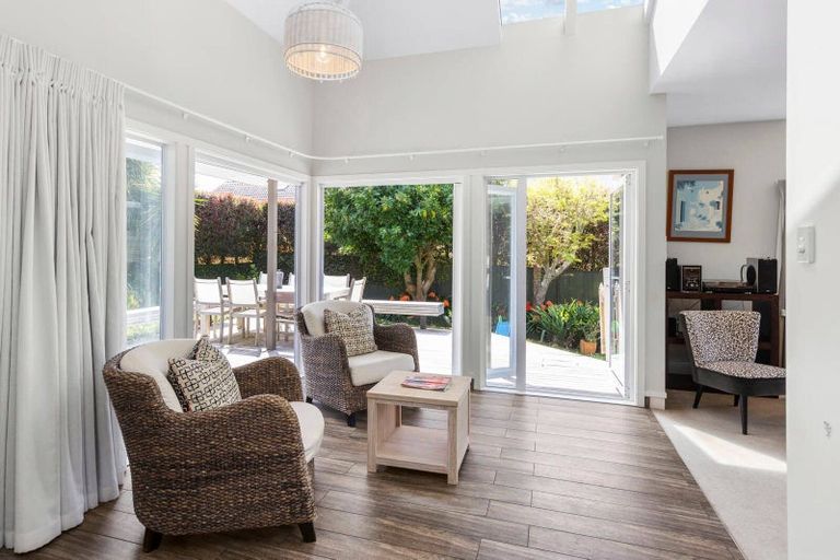 Photo of property in 44 Rawhitiroa Road, Kohimarama, Auckland, 1071
