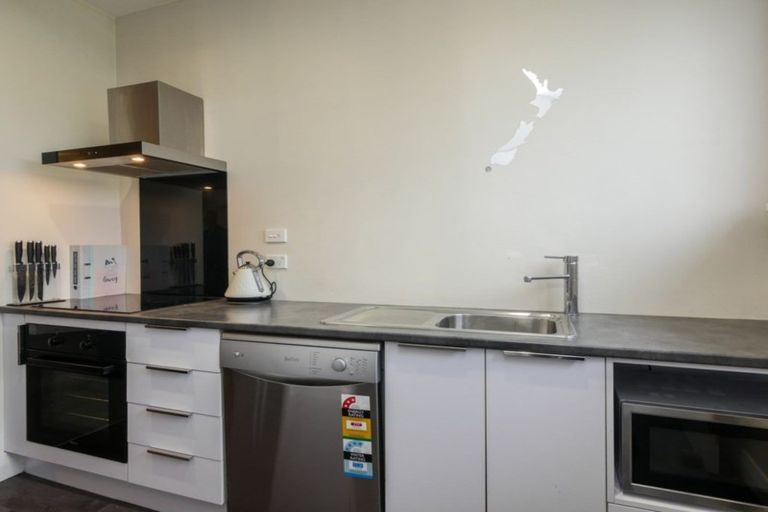 Photo of property in 129 Melbourne Street, South Dunedin, Dunedin, 9012